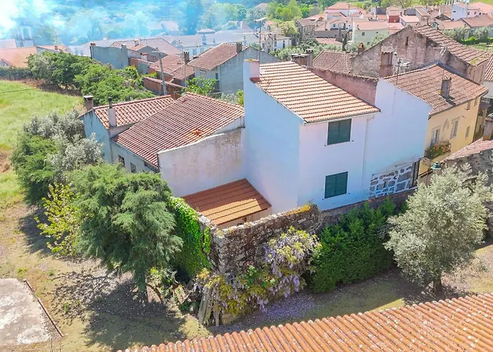 Casa Da Avo Carrica * Santar